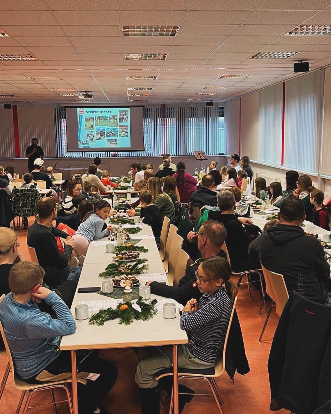 Kinderfeuerwehr Löschbande Weihnachtsfeier 2023 Bild 3 von 5